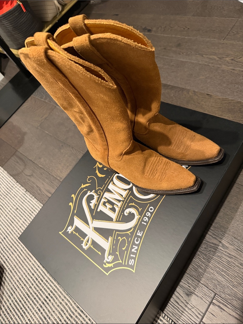 Kemo Sabe Old Gringo Suede Heeled Cowboy Boots in Tan